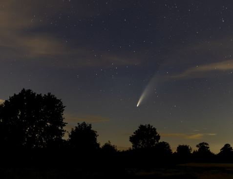 Al momento stai visualizzando Comete, che poesia!